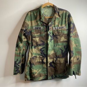 Authentic US ARMY Camo Jacket Vietnam Era military issued combat jacket / coat
